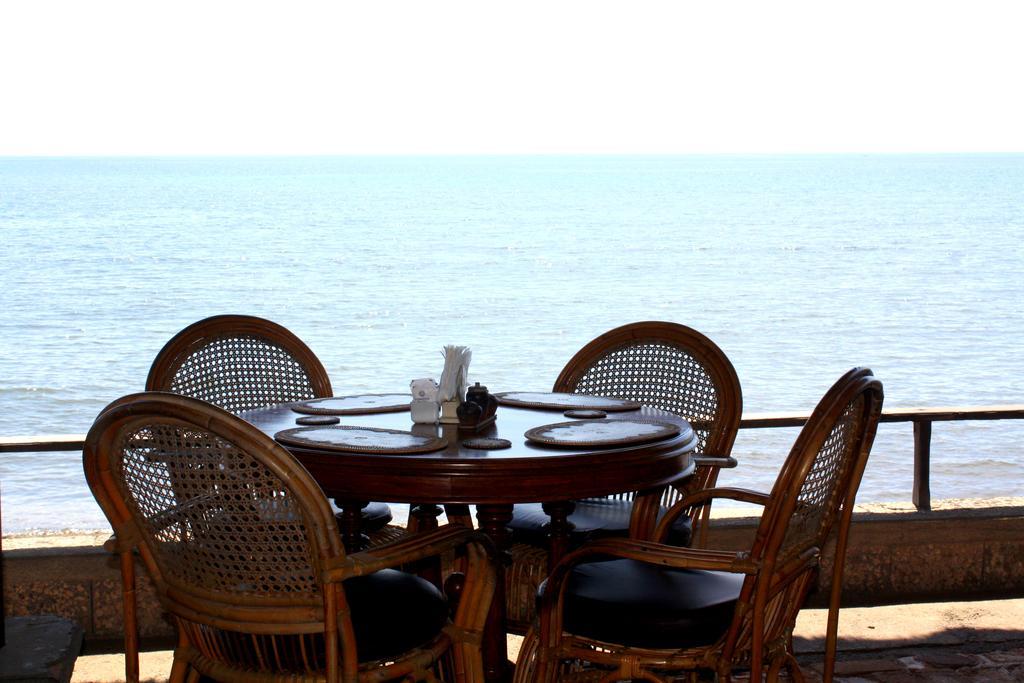 New Adirama Beach Hotel Lovina Dış mekan fotoğraf